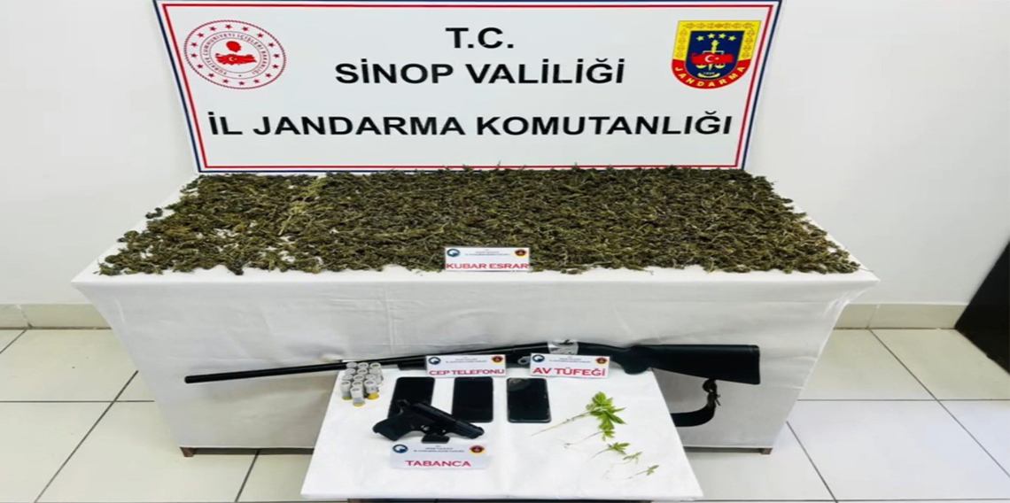 Sinop’ta bin 689 gram kubar esrar maddesi ele geçirildi