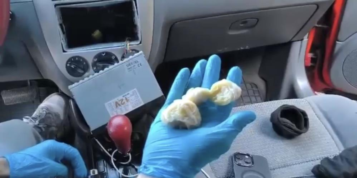 Samsun’da Teyp Arkasında Uyuşturucu Yakalandı, 3 Şüpheliye Adli İşlem