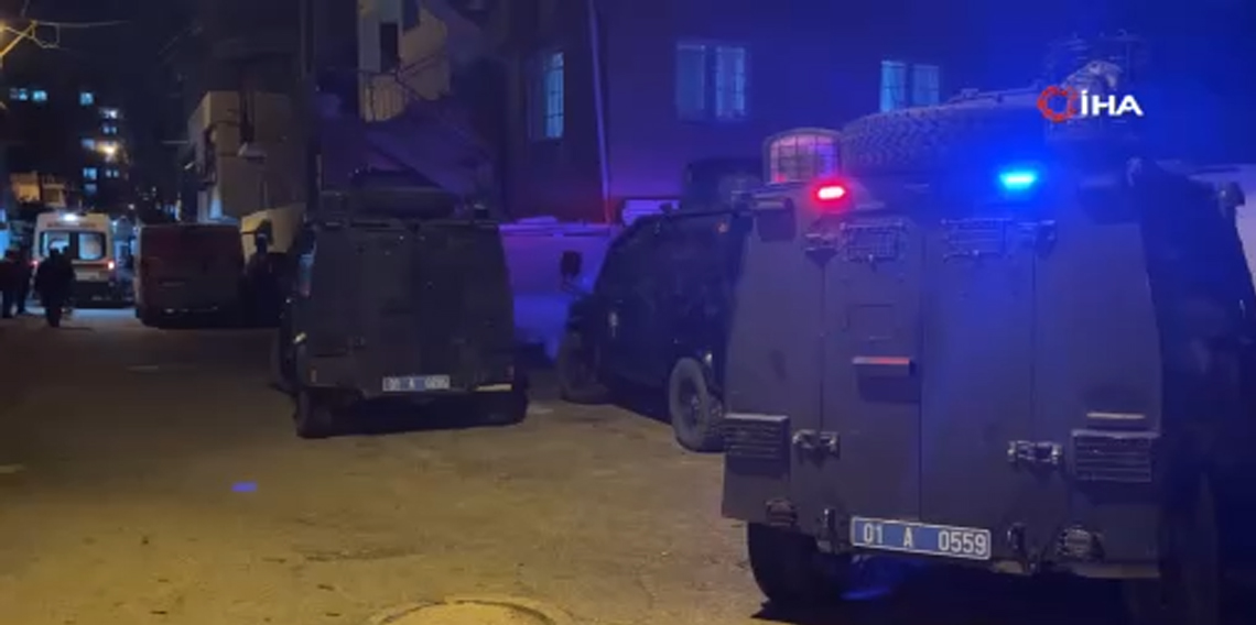 Adana’da 3 katlı binada patlama: 1 ölü, 1 ağır yaralı!