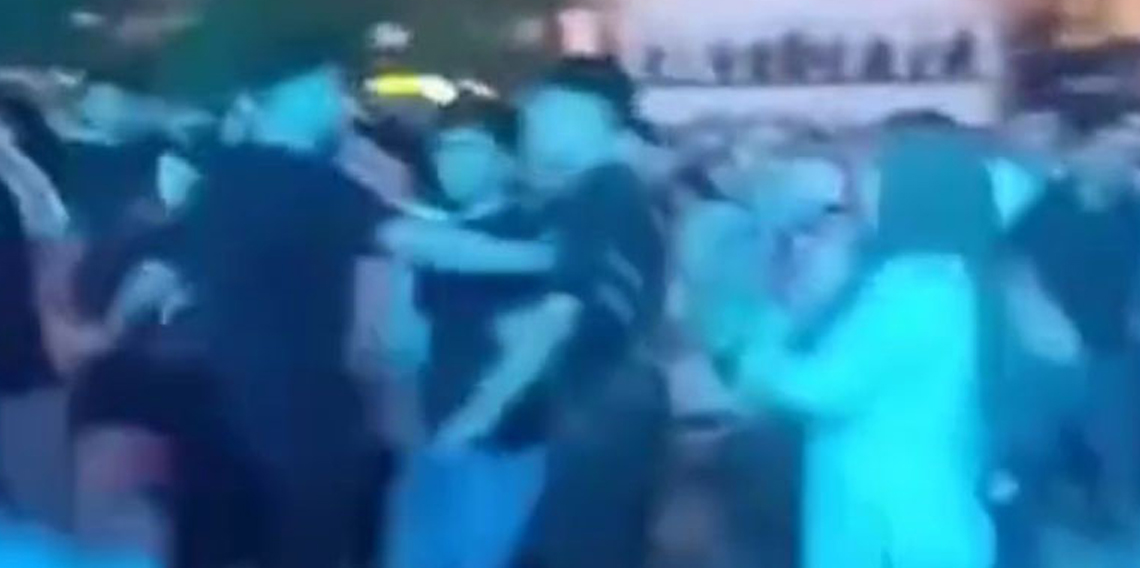 Bursa’da Buray konserinde kavga çıktı: O anlar kamerada