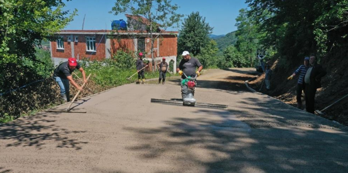 Ordu’nun kırsalında beton yol çalışmaları