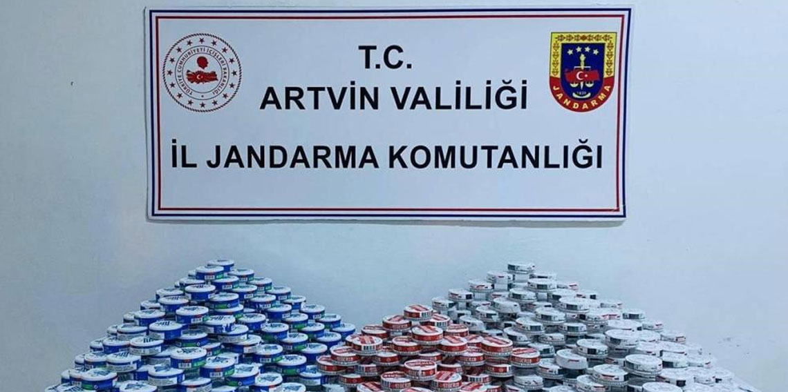 Artvin'de kaçak sigara ve içki operasyonu