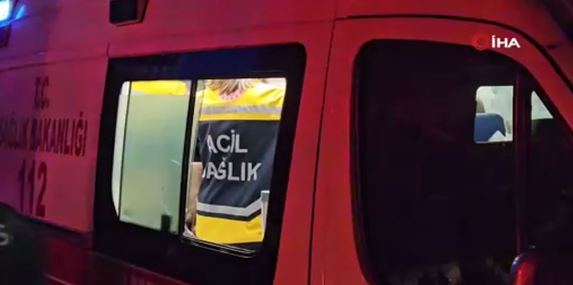 Beyoğlu’nda korkutan yangın: 4 kişi binada mahsur kaldı