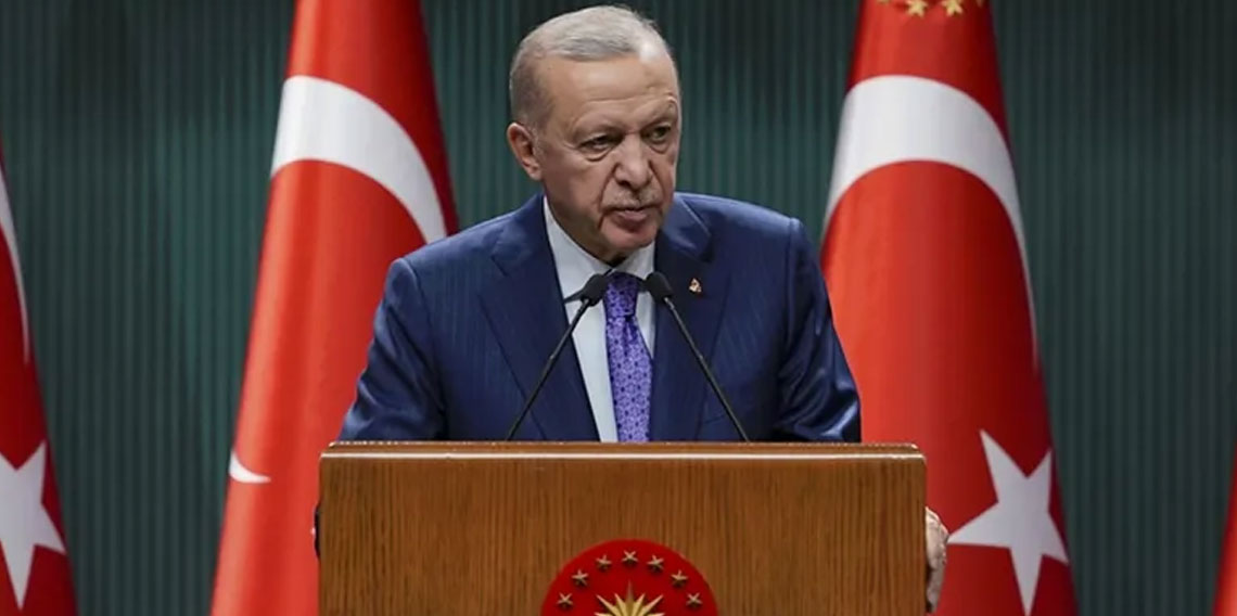 Erdoğan'dan yeni yıl mesajı: ''2025'te yeni müjdeler vermeyi ümit ediyoruz''