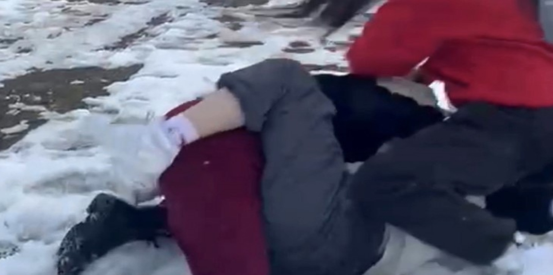 Okullarda akran zorbalığı! Yolunu kesip darp ettiler