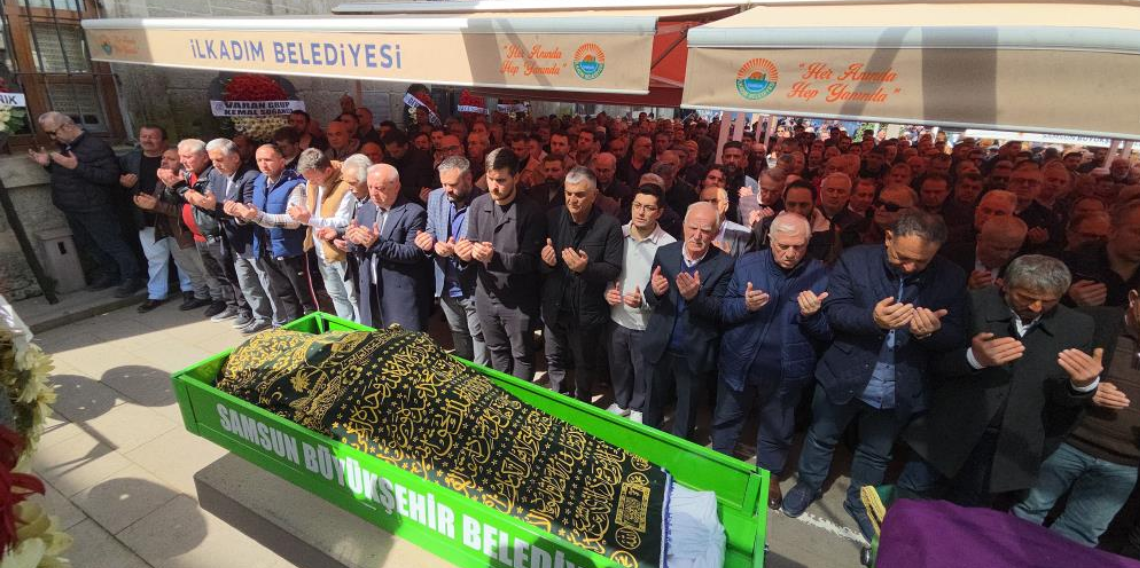 Samsunspor Basın Sözcüsü Suat Çakır’ın Kardeşi İzzet Çakır Son Yolculuğuna Uğurlandı