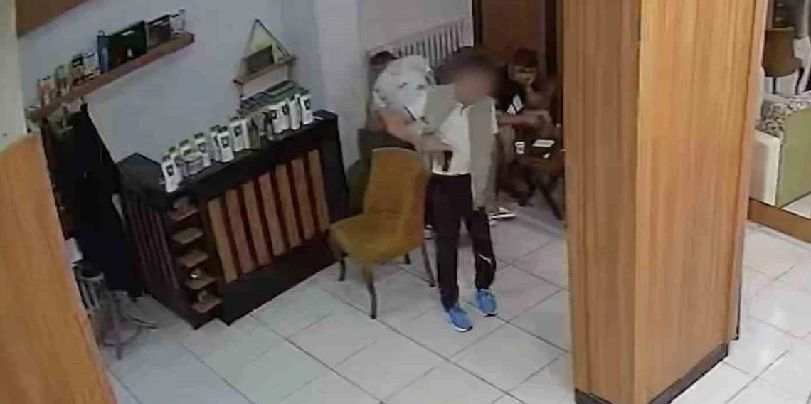 Çorum’da kuaför salonundaki silahlı saldırı kamerada