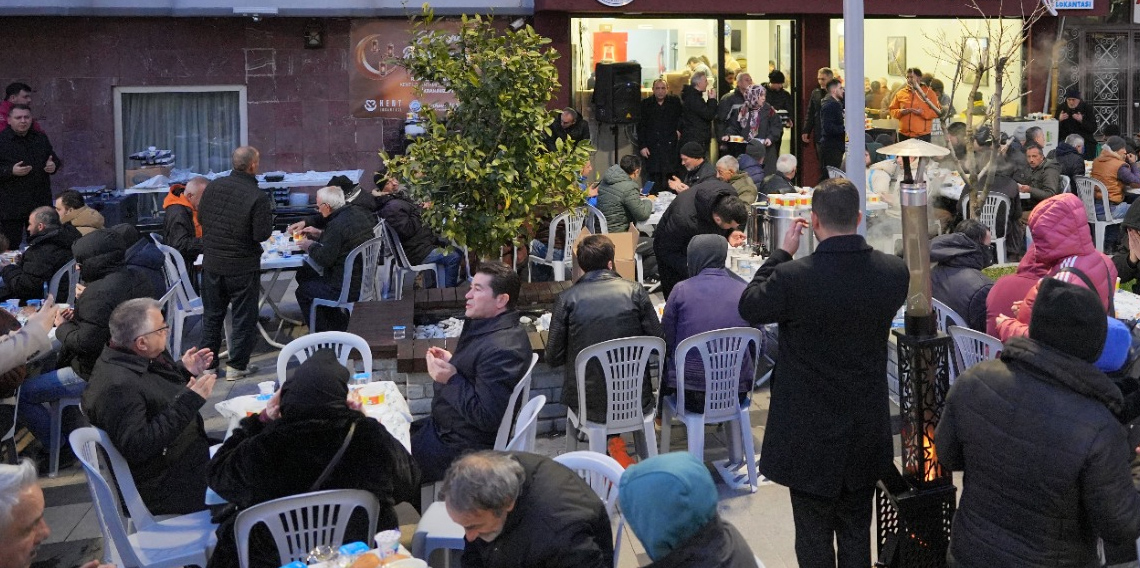 Ortahisar Belediyesi, mahallelerde iftar sofraları kuruyor