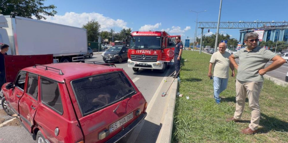 Samsun’da araçlar çarpıştı: 2’si çocuk 3 yaralı