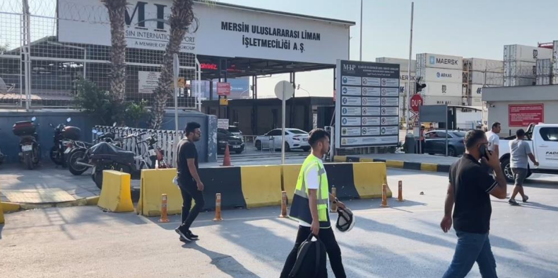 Mersin Limanı’nda kimyasal sızıntısı iddiası! Çok sayıda çalışan hastaneye kaldırıldı