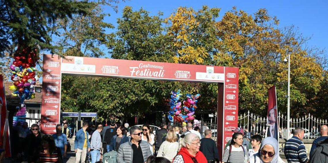 Edirne'deki gastronomi festivalini 28 bin kişi ziyaret etti