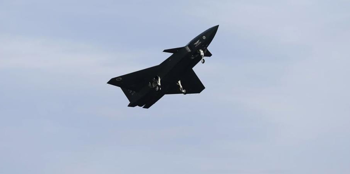 Bayraktar KIZILELMA eğitim uçuşunu başarıyla tamamladı