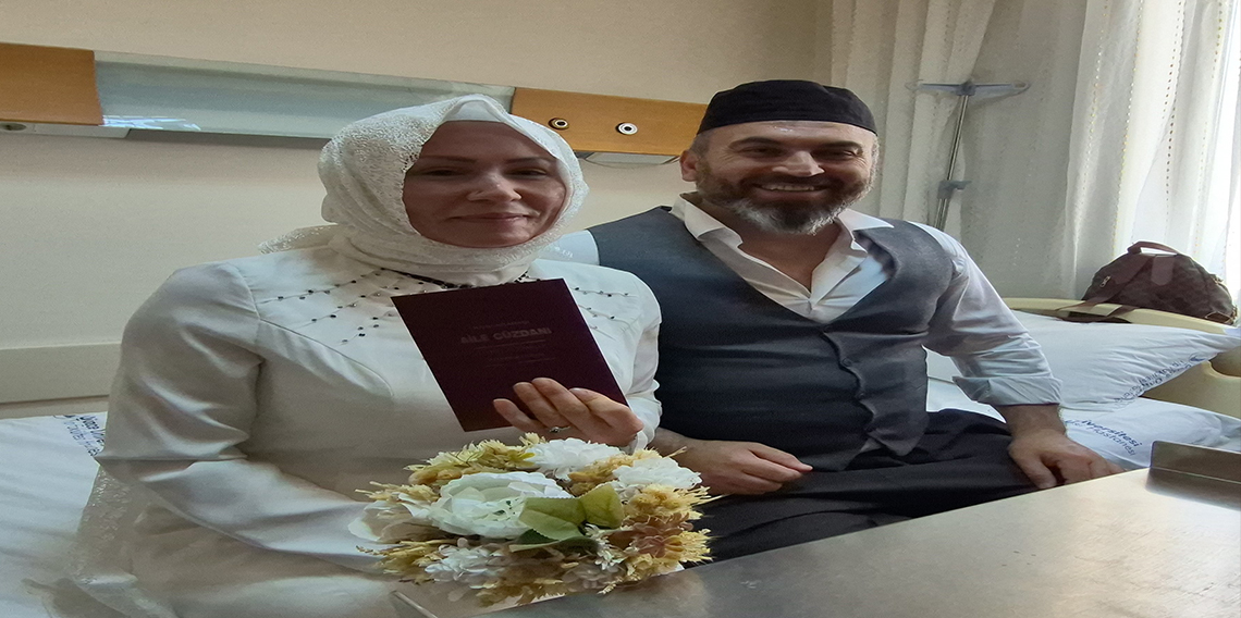 Hastane odasında nikah kıydılar