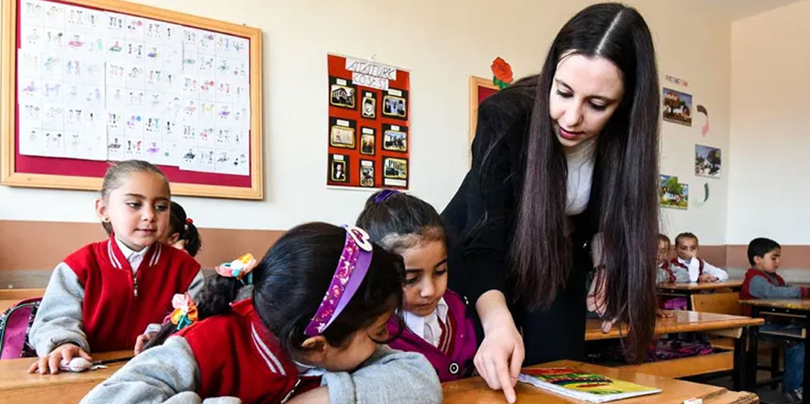 İstanbul'da okullara saat düzenlemesi: Trafik yoğunluğuna karşı önlem alındı