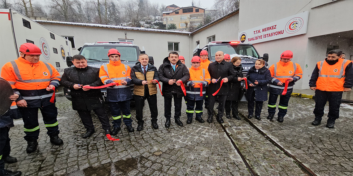 Asrın felaketinde kahramanlıklarıyla gündem olan madencilere tam donanımlı iki araç