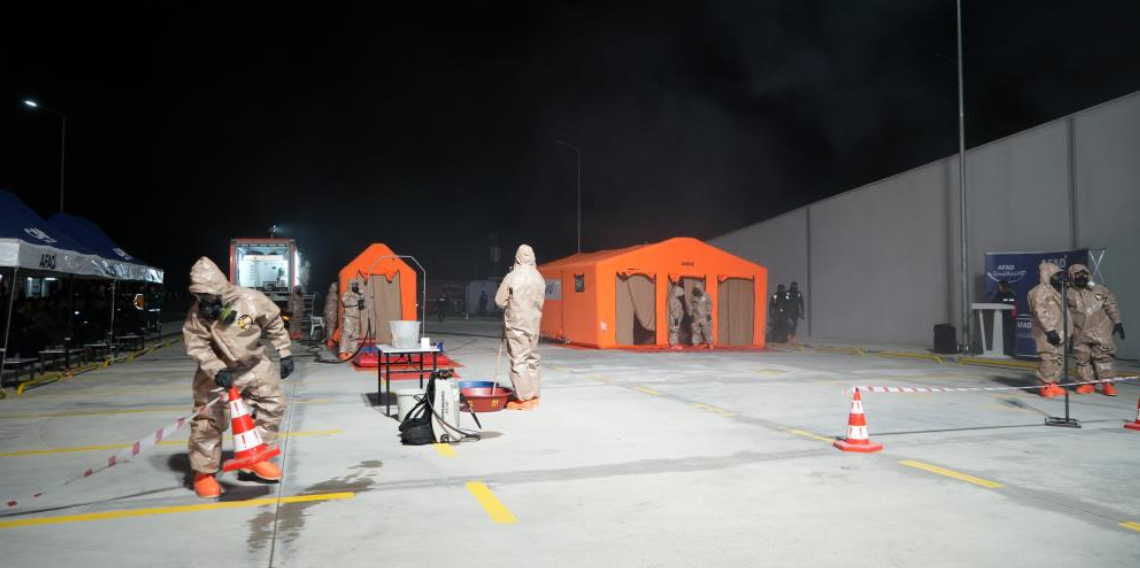 Samsun Şehir Hastanesi’nde KBRN Tatbikatı, Patlama ve Kimyasal Sızıntı Senaryosu Gerçeğini Aratmadı