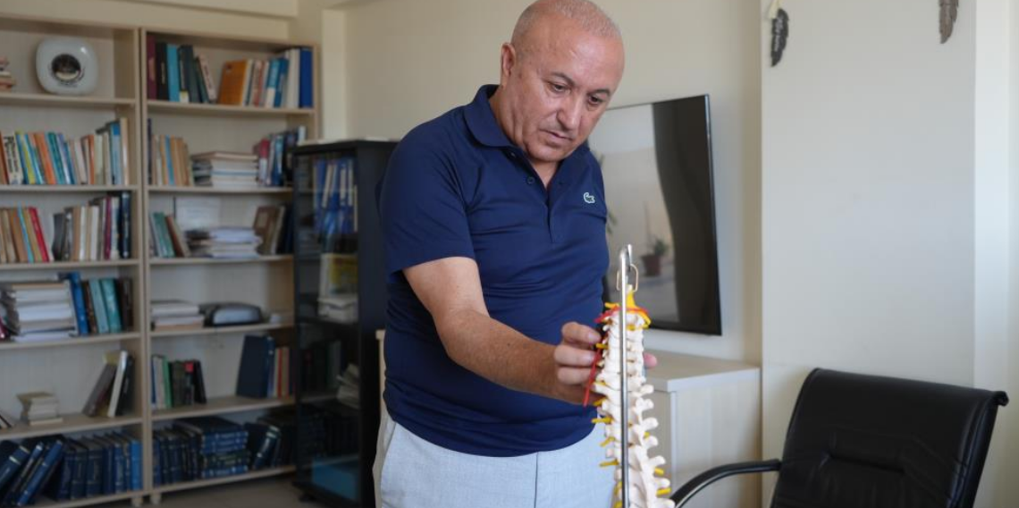 OMÜ'den yapay zekâ destekli, radyasyonsuz omurga bozukluğu teşhis cihazı
