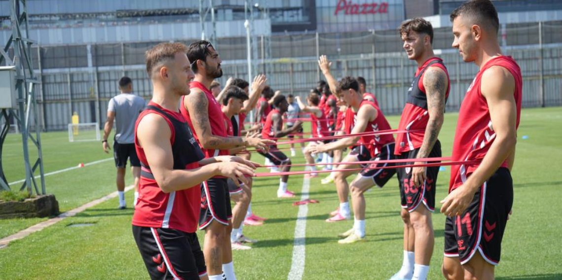 Samsunspor, Hollanda kampının ardından sezona Samsun’da hazırlanıyor