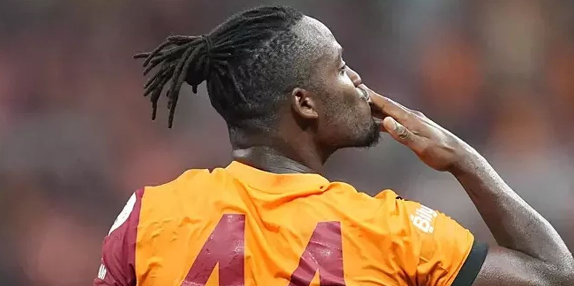 Batshuayi'den Teknik Direktörlerine Gönderme..?