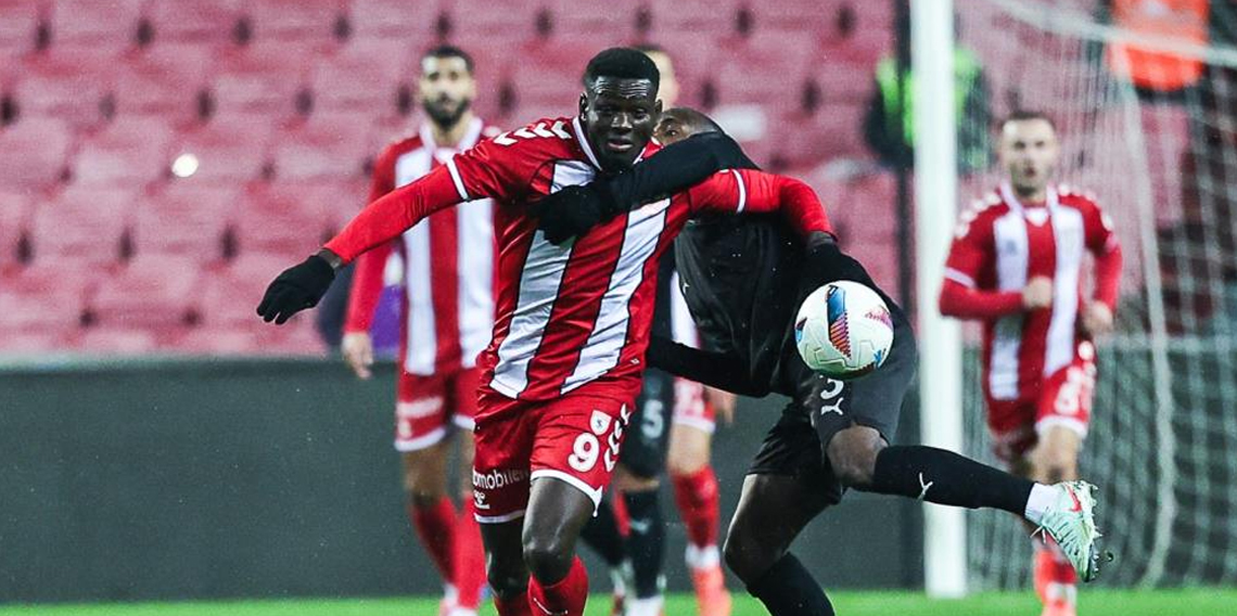 Samsunspor evinde kazandı