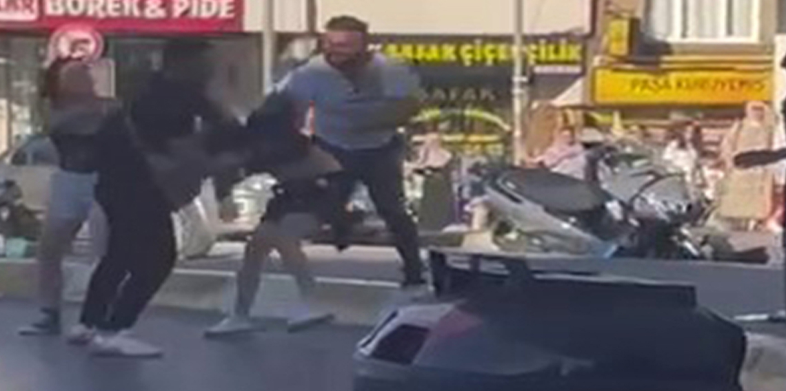 Motosikletli kadınları darbeden şahıslar yakalandı