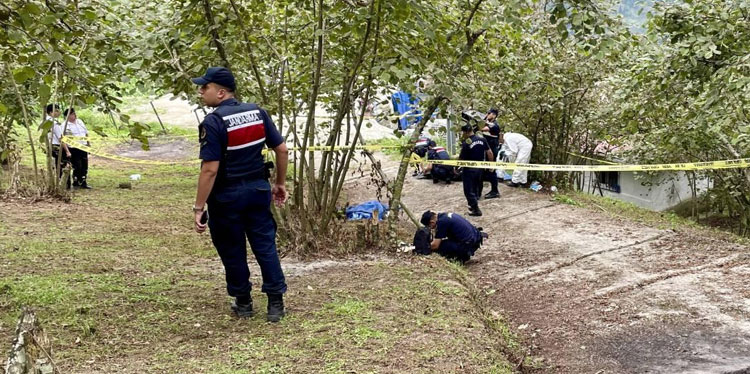 Trabzon'da üvey kardeşi ve yengesini öldüren sanığa 48 yıl hapis