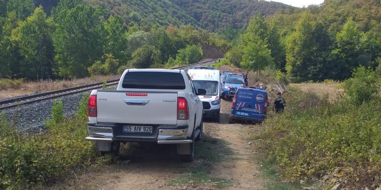 Samsun'da 24 yaşındaki genç ağaca asılı halde bulundu