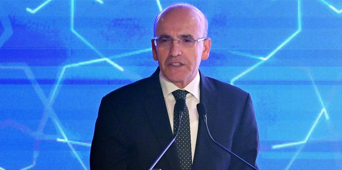 Mehmet Şimşek: Türkiye, 2024'te üç büyük kuruluştan not artırımı alan tek ülke