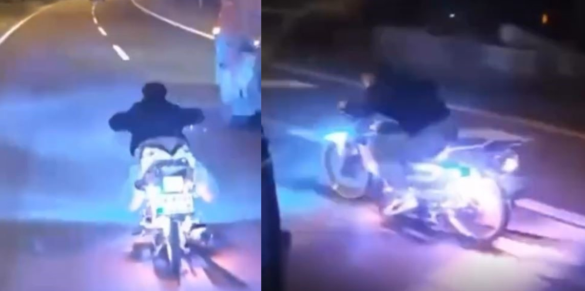 D-100'de motosikletle tehlikeli şov kamerada