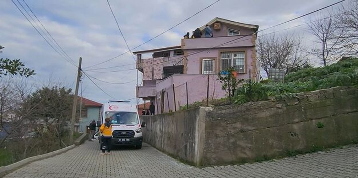 İki çocuk annesi genç kadın evinde ölü bulundu!