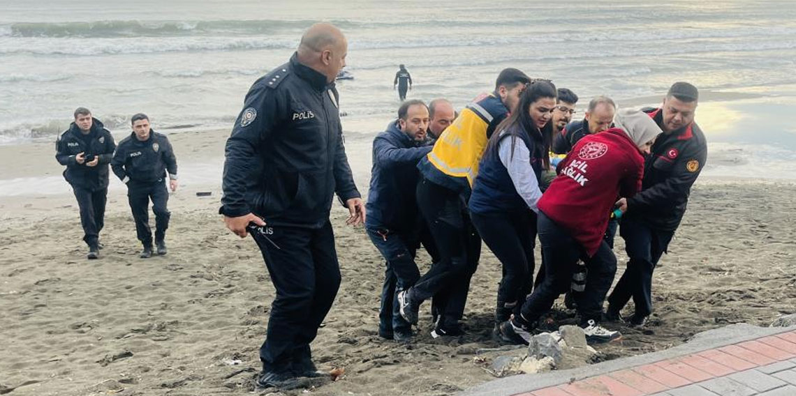 Ordu'da denize atlayan kadını itfaiye kurtardı