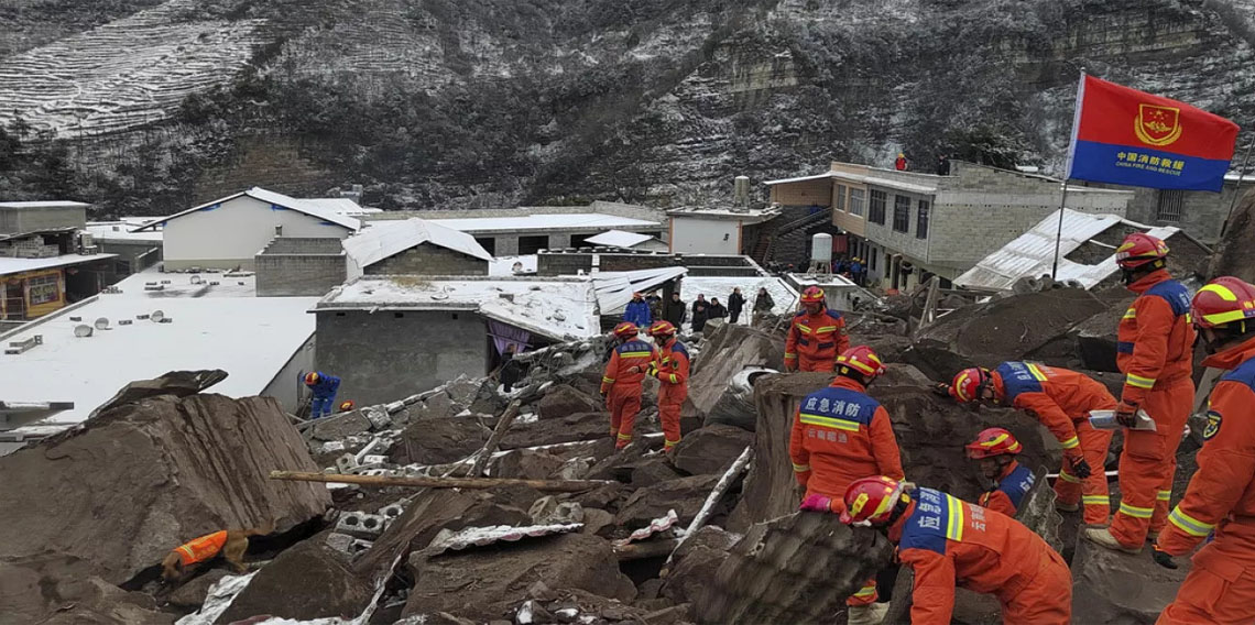 Çin'de heyelan faciası: 10 ev toprak altında kaldı, 30 kişi kayıp