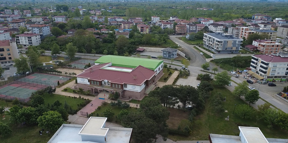 Gençlik merkezini Metavers'e taşıdı