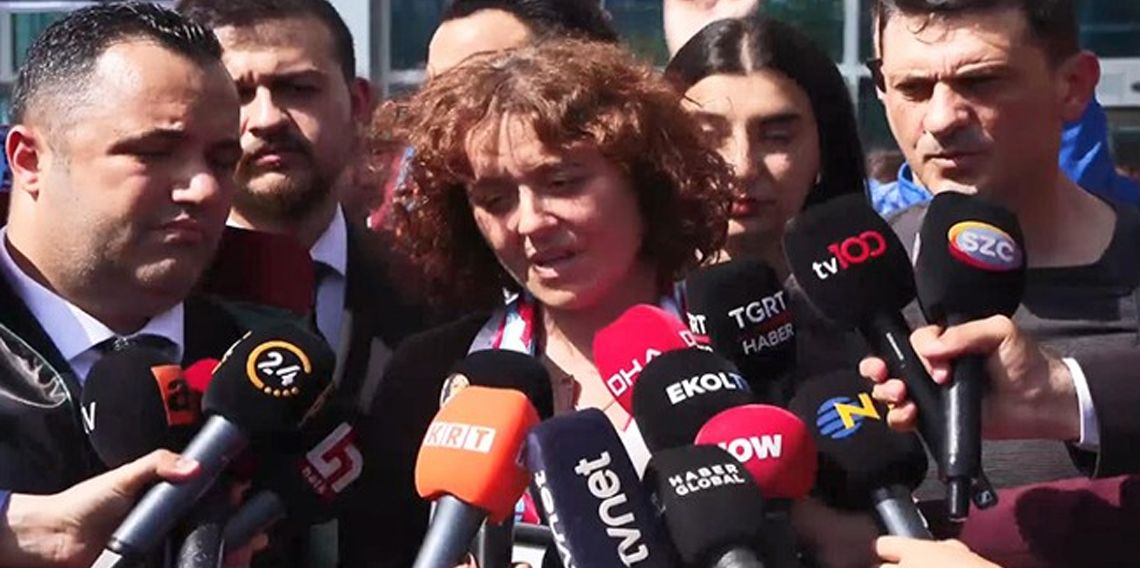 Ahmet Minguzzi’nin annesi: 