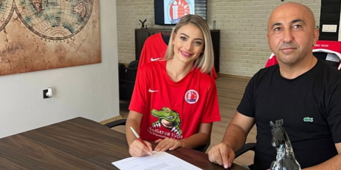 Güzellik Kraliçesi Antalyaspor'da 