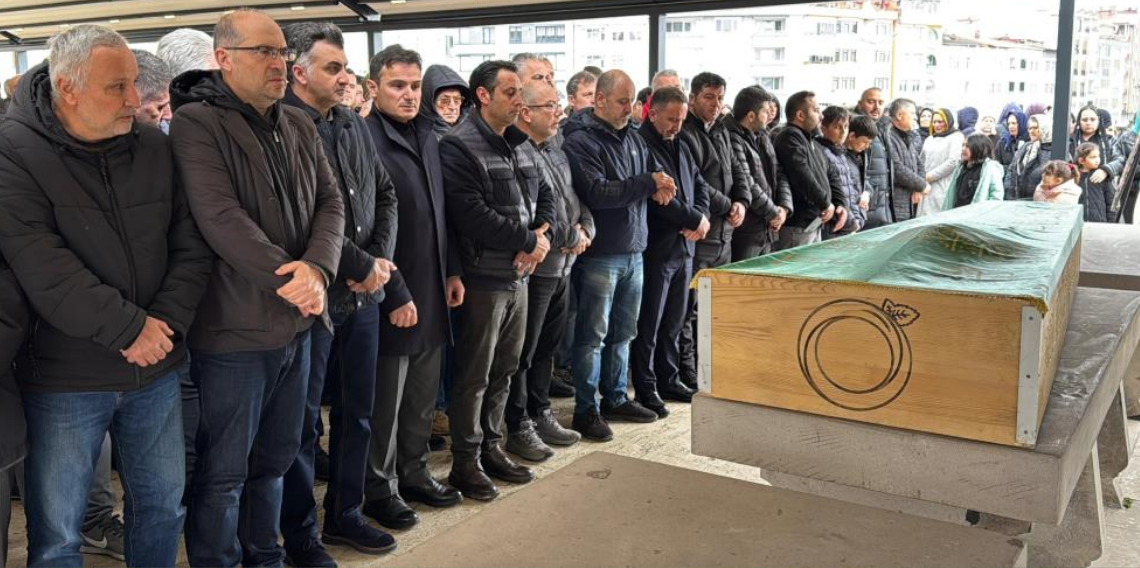 Ordu’da Halı Sahada Kalp Krizi Geçiren Öğretmen Son Yolculuğuna Uğurlandı