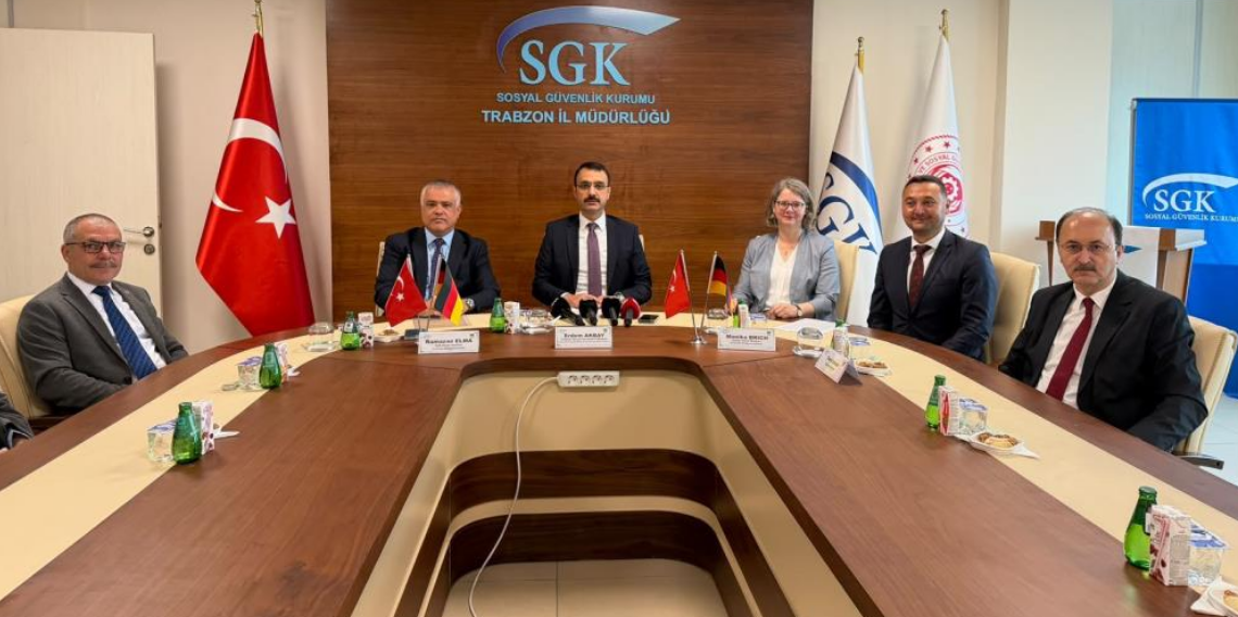 Trabzon'da gurbetçilere emeklilik danışmanlığı
