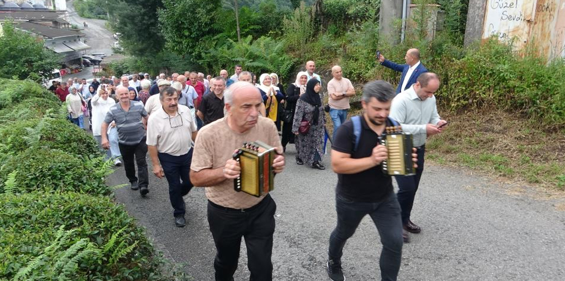 Rize'de Armonika'yı gelecek nesillere aktarmak için şenlik düzenlendi