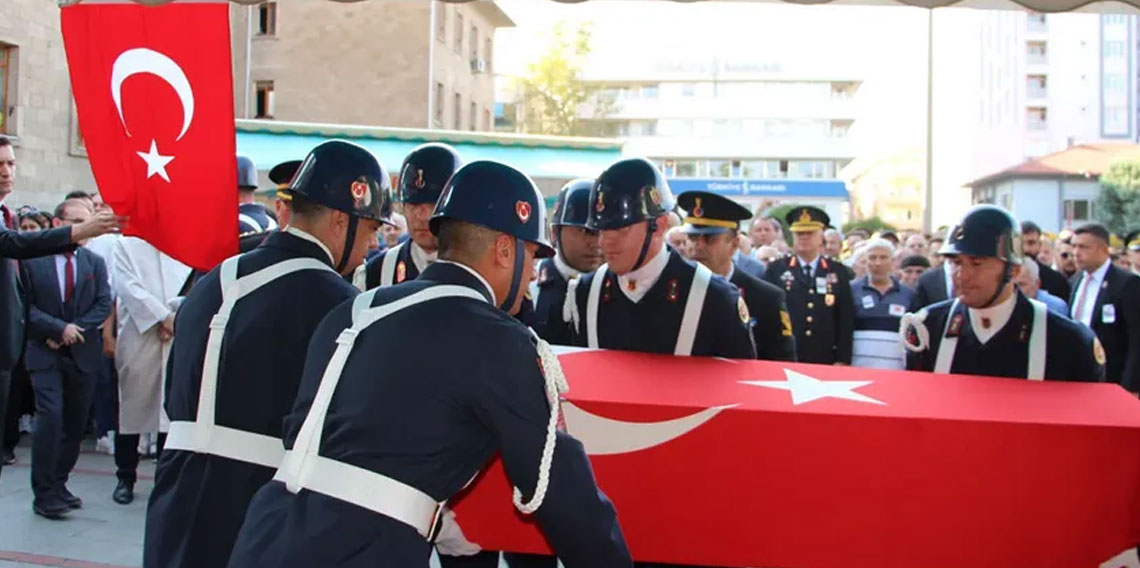 Ispartalı şehidin adı, dün doğan oğluna verildi