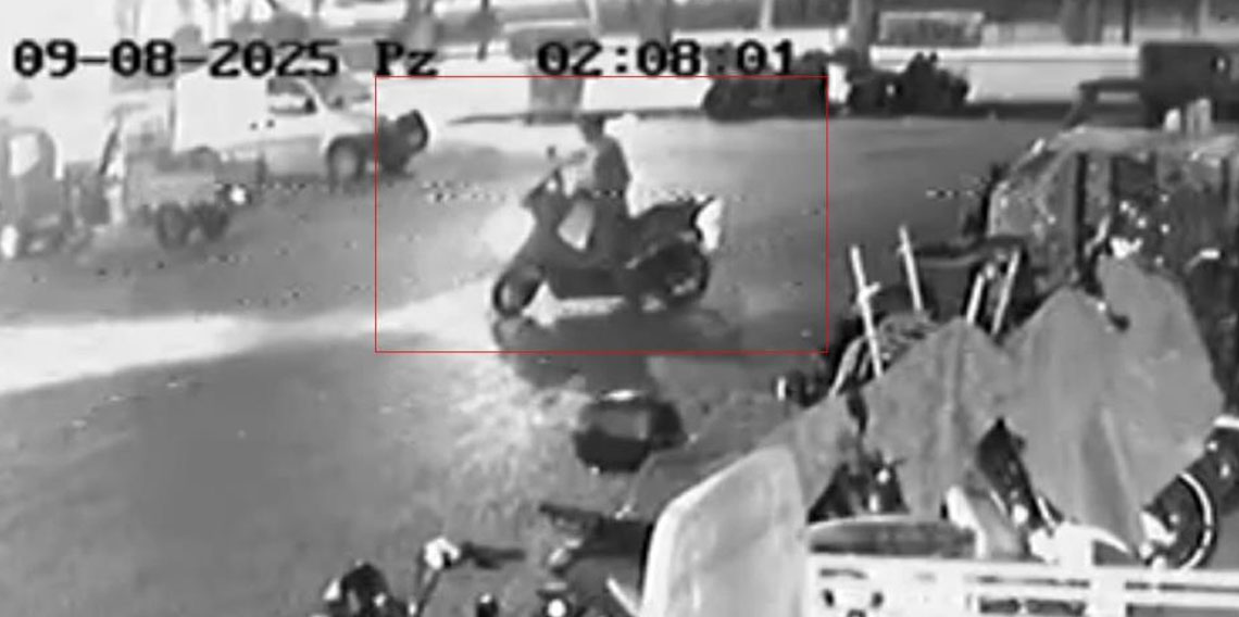 Aynı yerden iki motosiklet çalan şahsın hırsızlık anı güvenlik kamerasında