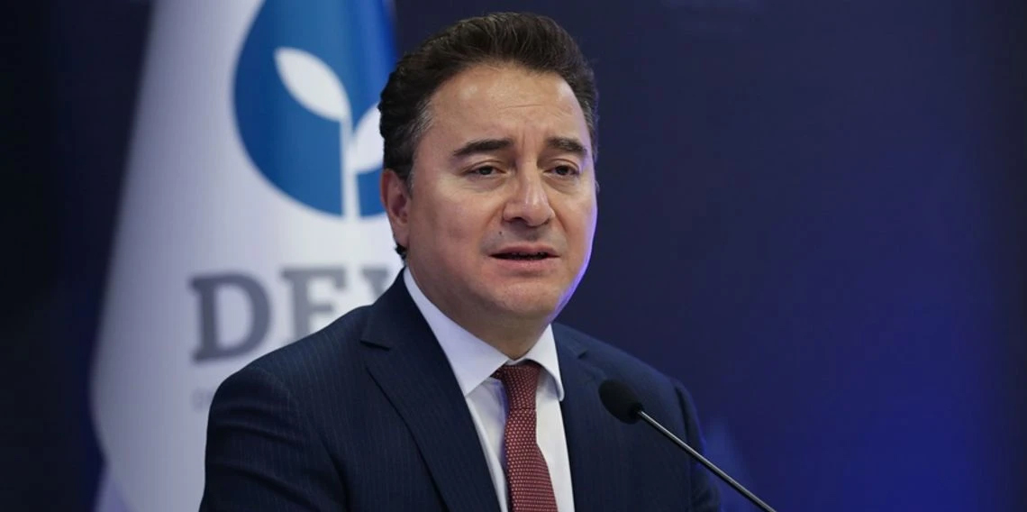 Ali Babacan: “Erdoğan’ın eliyle hukuk telef olmaktadır”  