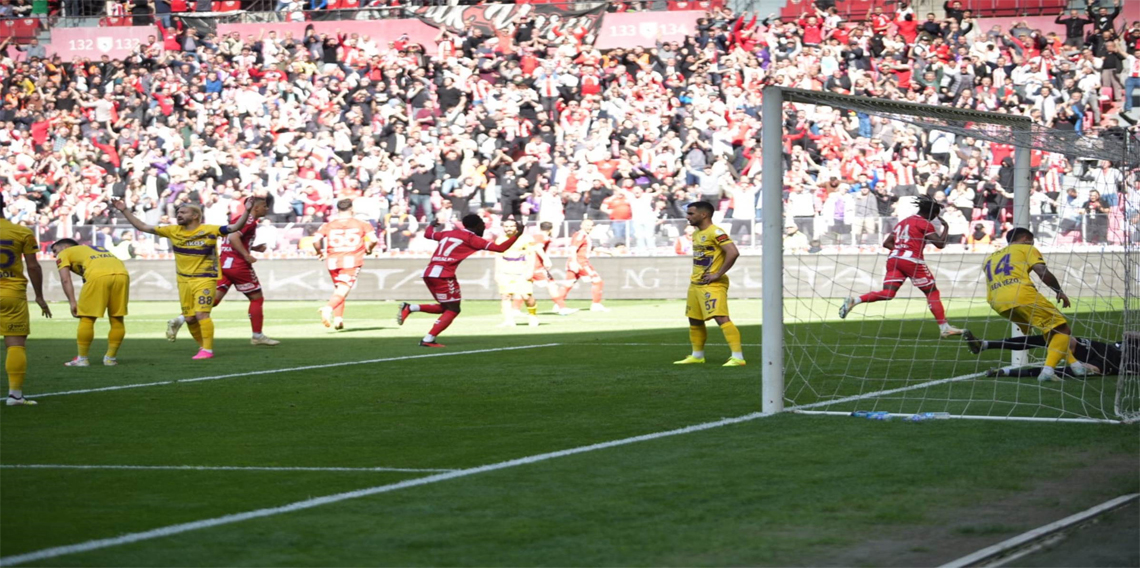 Samsunspor: 1 - Eyüpspor: 0 (Maç devam ediyor)