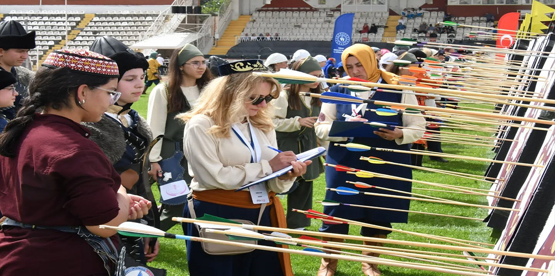 Tokat’ta geleneksel Türk okçuluğu rüzgarı esti