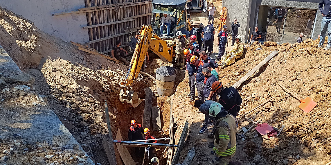 İnşaat alanında göçük: 1 işçi hayatını kaybetti
