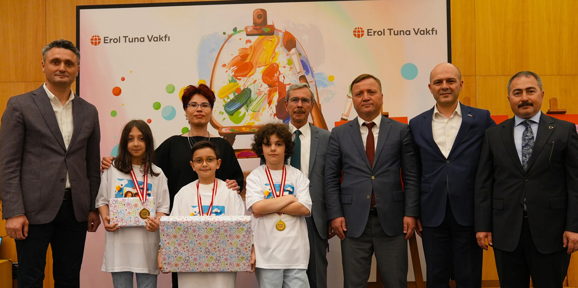 Erol Tuna Vakfı Resim Yarışması'nda Minik Yetenekler Ödüllerini Aldı!