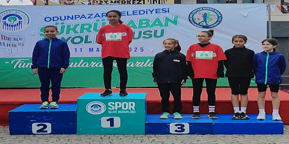 Sakarya Büyükşehir sporcuları başarılarıyla göz dolduruyor