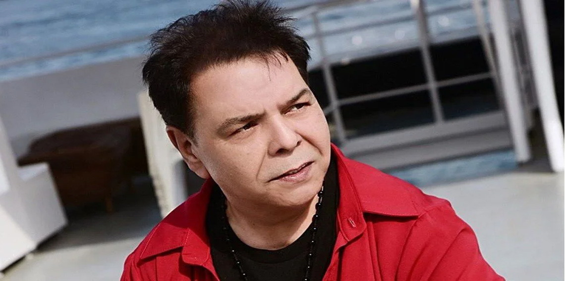 Roman müziğinin sevilen ismi Balık Ayhan, hayatını kaybetti