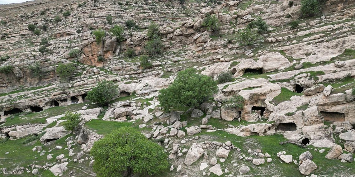 Gabar Dağı etekleri turizme göz kırpıyor