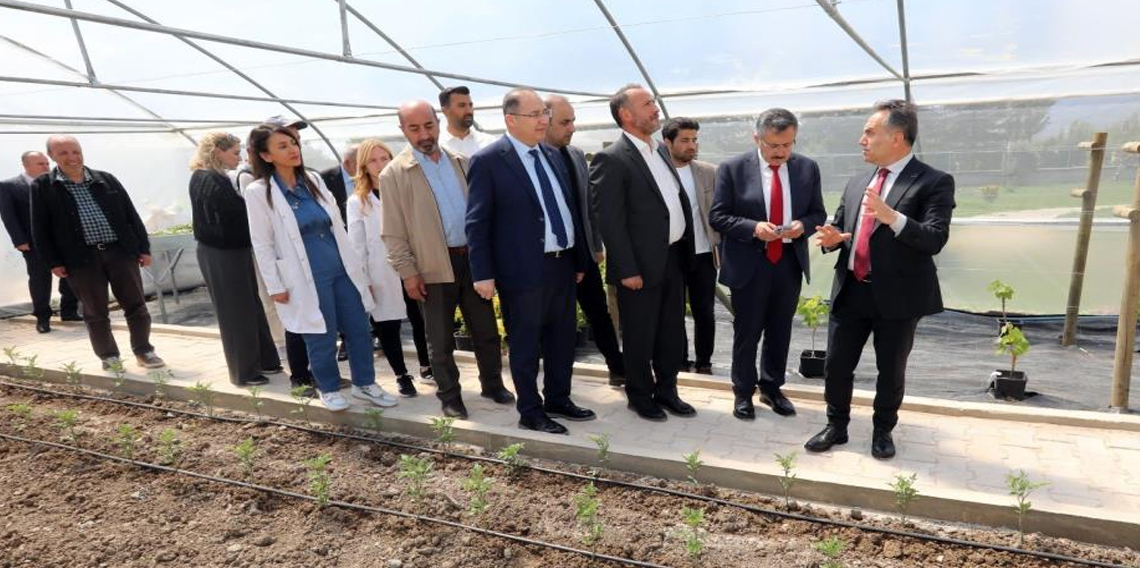 Rektör Yılmaz’dan üretim odaklı eğitime tam not