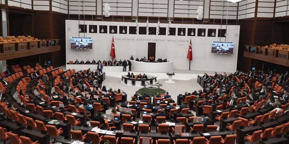 AK Parti'den yeni yasa teklifi: Nüfusu 5 bin ve üzerinde olan yerler belediye kurabilecek